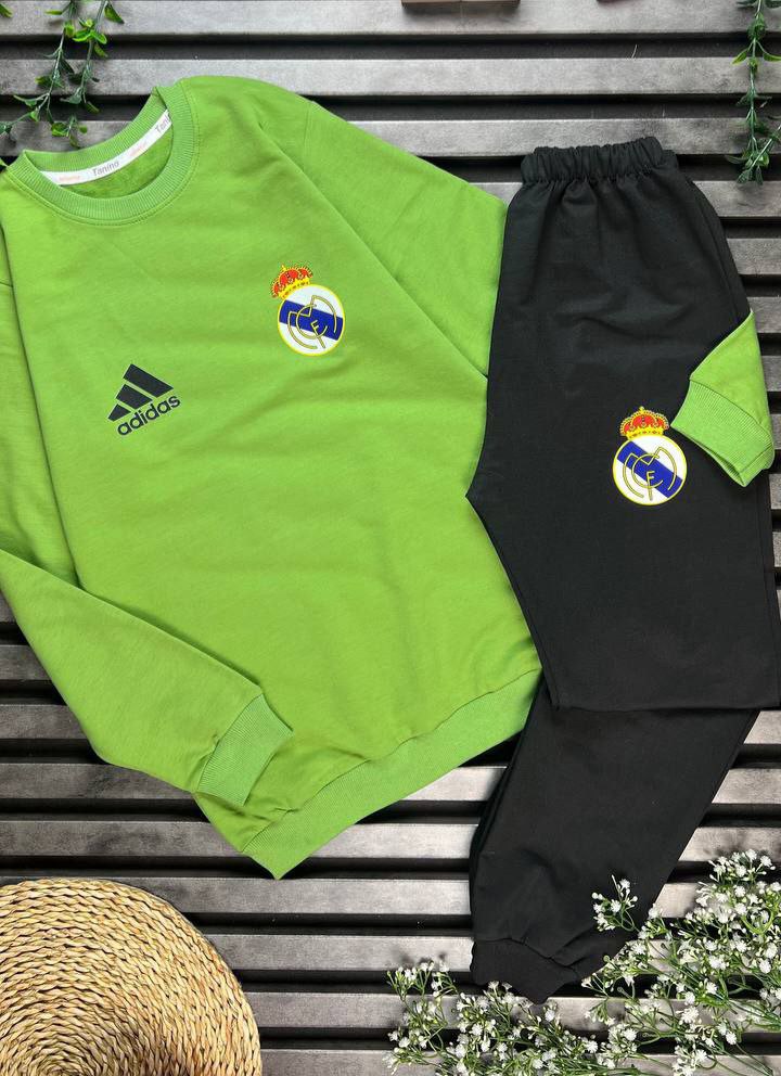 بلوز و شلوار بچگانه